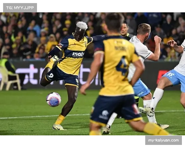 墨尔本城补时绝杀町田泽维亚 客场全取三分